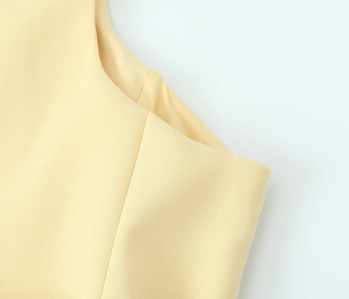 Yellow V-Neck Sleeveless Belt Tops+High Waist Pocket Belt Long Skirts