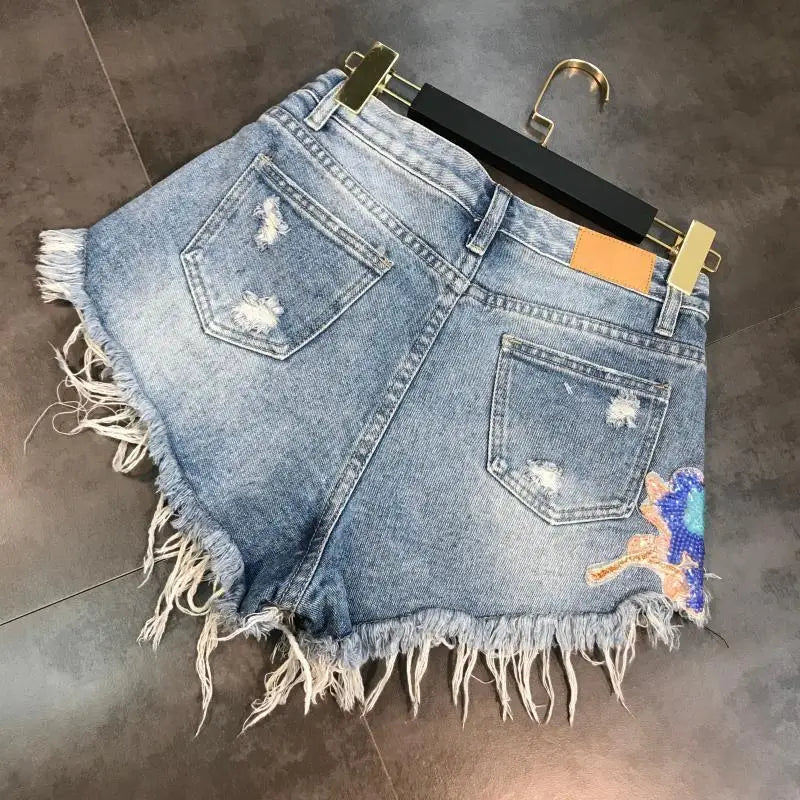 Embroidery Patch Raw Denim Shorts